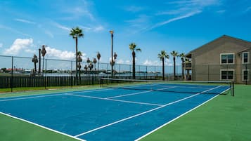 Condo (3 Bedrooms) | Servicio de la propiedad