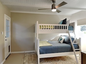 Property amenity - Little Bay House by Miss Kitty’s (Rockport)