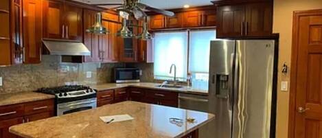 Fridge, oven, dishwasher