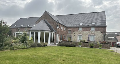 Chambres Meublées à la Ferme Dherlaimont Pour Courts ou Longs Séjours