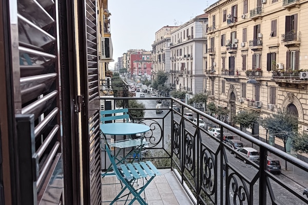 Televisión LED de 36 pulgadas con canales digitales