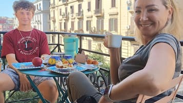 舒适客房 | 高档床上用品、羽绒被、加厚床垫、特色装修