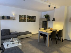 Dining - Ferienwohnung zum Zauberwald (Marsberg)