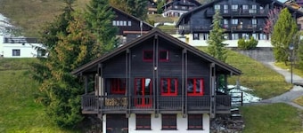 Chalet Le Cyclamen by Interhome