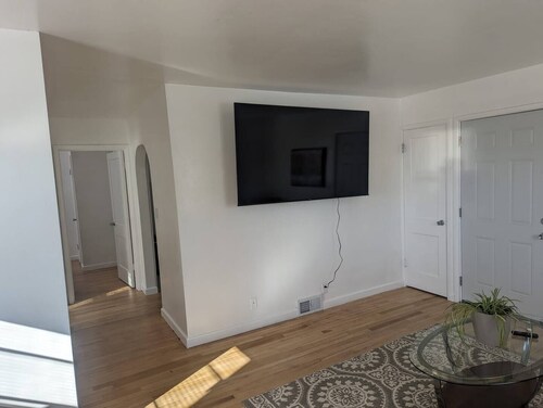 Nestled in the heart of Pierre, shopping & dining near.