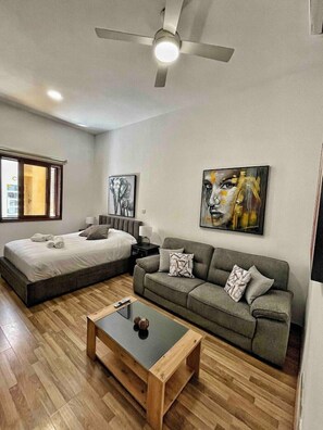 1 bedroom, iron/ironing board, travel cot, WiFi