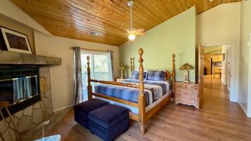 5 Schlafzimmer, Schreibtisch, Bügeleisen/Bügelbrett, WLAN