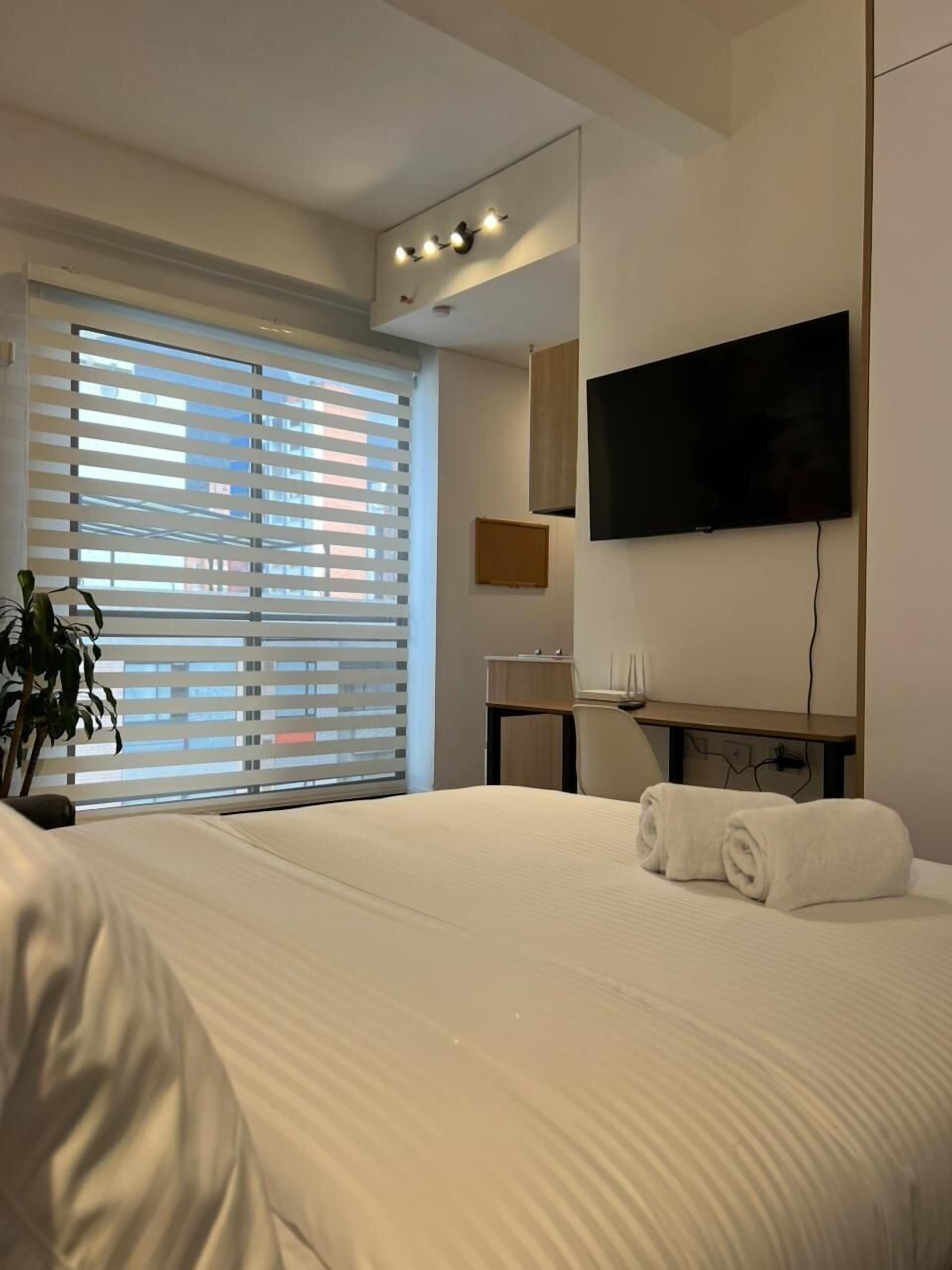 Leilighet – basic | Sengetøy av topp kvalitet, individuelt dekorert og individuelt innredet