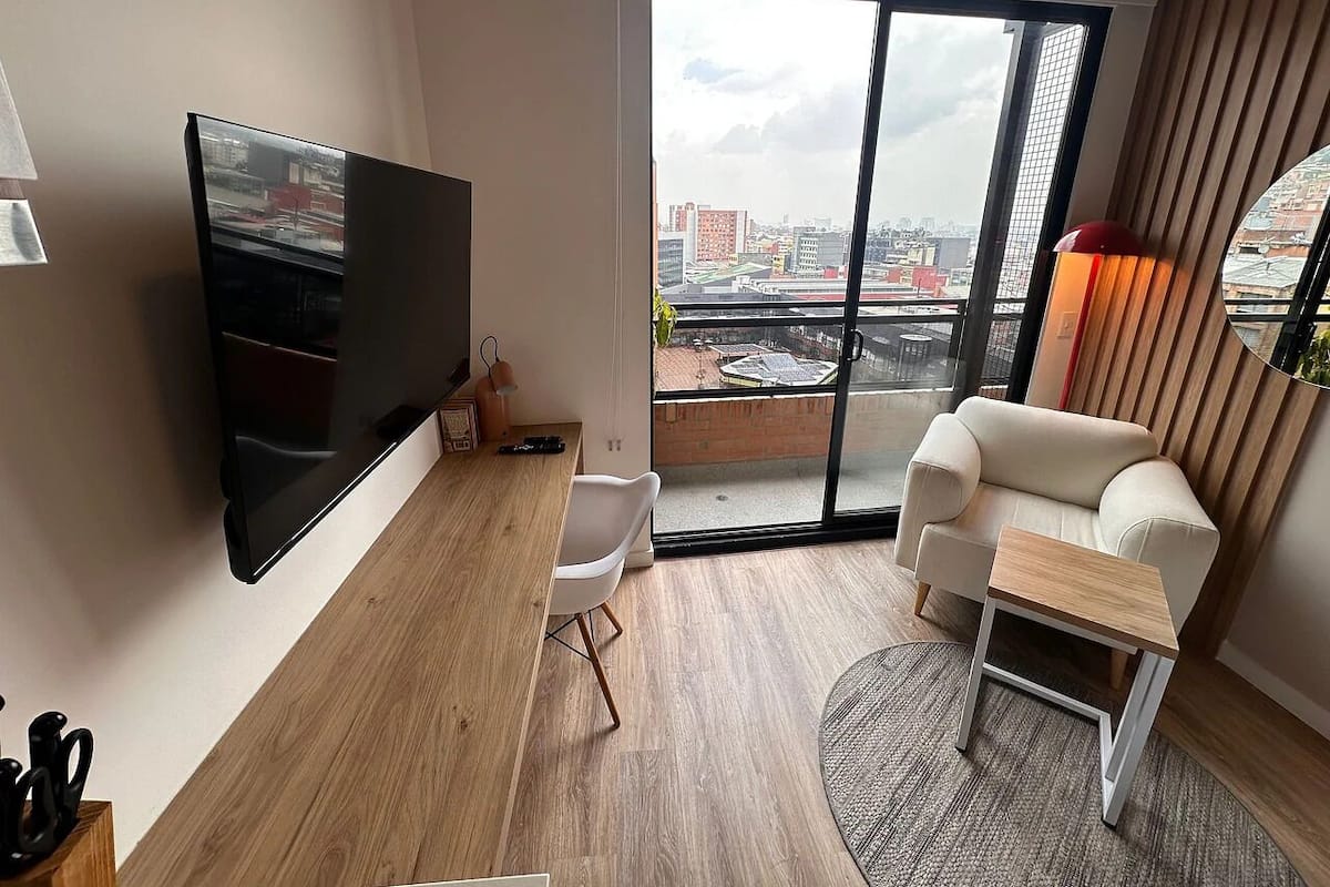 Deluxe Apartment (07I)