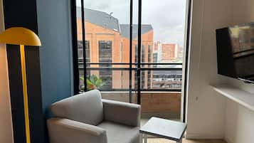 Apartamento luxo (06I) | Área de estar | TV LCD