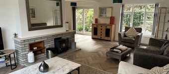 Impeccable 4-bed House in Bournemouth