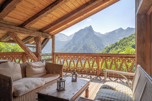 Huge Chic Chalet for Skiing & Summer Fun, Morzine & Avoriaz