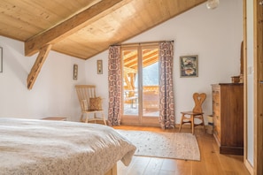 3 camere, culla da viaggio, Wi-Fi gratuito, lenzuola