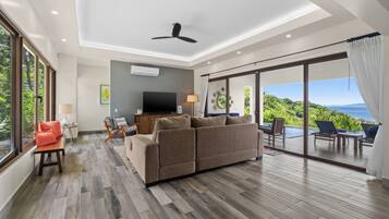 TV connectée, chaßne hi-fi, espaces bureaux