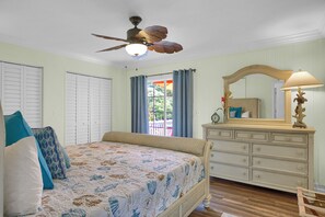 2 chambres, fer et planche à repasser, lit parapluie, Wi-Fi