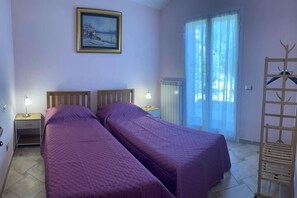 3 chambres, bureau, fer et planche à repasser, Wi-Fi gratuit