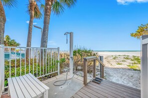 Property grounds - CBC 2-18F: Beach Front Escape, Book Now! (Clearwater Beach)