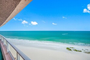 On the beach - CBC 2-18F: Beach Front Escape, Book Now! (Clearwater Beach)