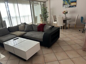 Smart-TV og DVD-spiller