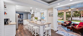 Cape Calypso! Heated Pool, Coastal Luxury, Bike to Beach