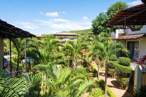 Rooftop Hideaway | Walk to Beach, Dining + Shops