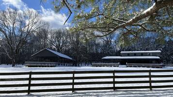 Enceinte de lâhĂ©bergement