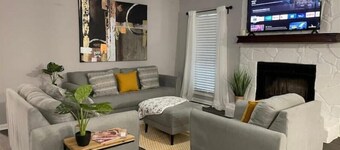 Lovely 3 bedroom home close to Stone Mountain