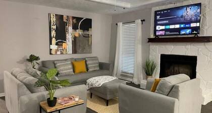 Lovely 3 bedroom home close to Stone Mountain