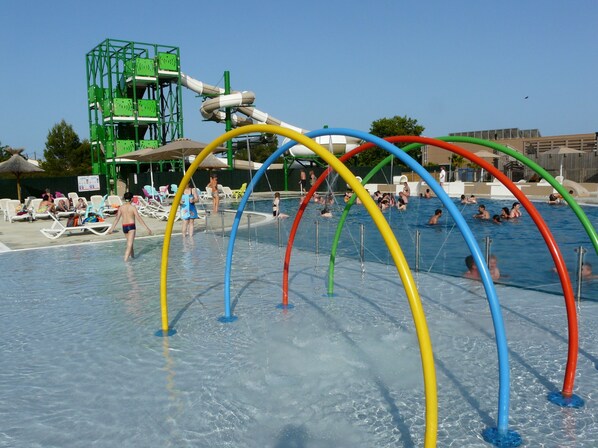 Pool - Mobil Home Confort XL Pour 6 Personnes Avec 3 Chambresà 350 Mètres des Plages (Narbonne)