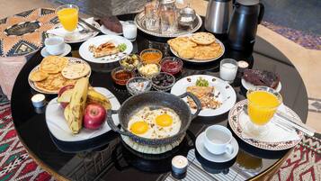 Gratis lokale morgenmadsretter hver dag