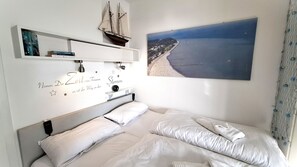 In-room safe, travel cot, free WiFi, bed sheets