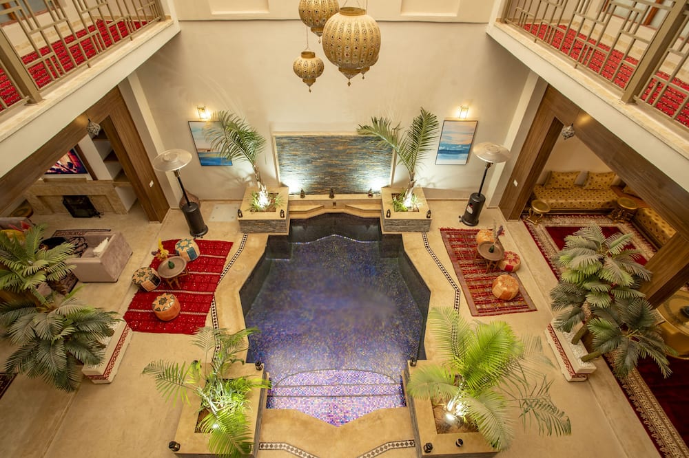 Riad kenza