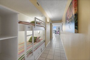 1 室のベッドルーム、アイロン / アイロン台、WiFi、ベッドシーツ