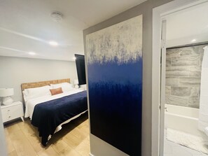 2 habitaciones, escritorio, tabla de planchar con plancha y wifi