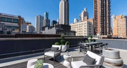 3BR Penthouse Suite with Massive Private Rooftop
