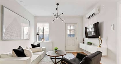 Luxury 3BR Duplex w Private Patio in Upper East