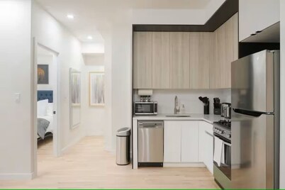 Luxury 2BR Duplex 5min to Central Park