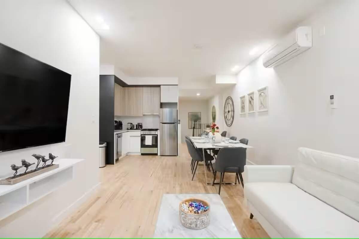 Luxury 2BR Duplex 5min to Central Park