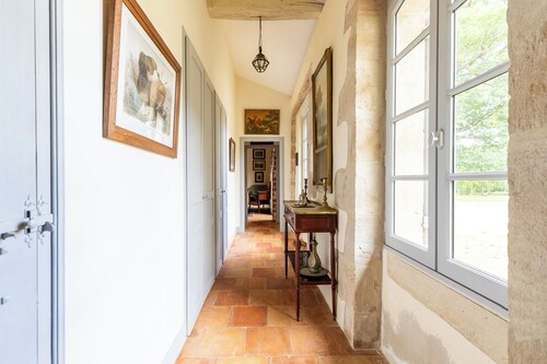 Château de La Salle + Pool House