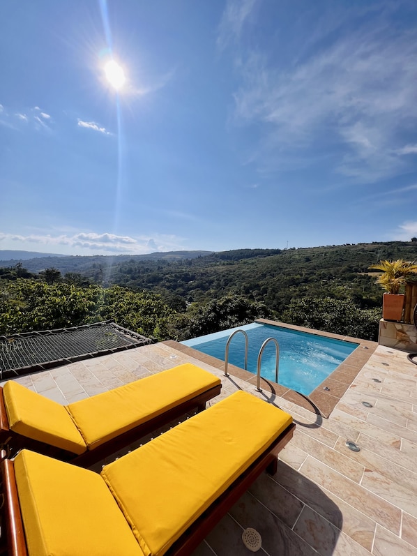 Lyxvilla | Allergitestade sängkläder, individuell inredning och gratis wi-fi