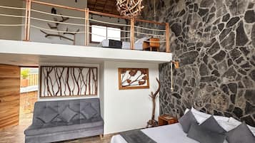 Exclusive Villa | Hypo-allergenic bedding, individually decorated, free WiFi, bed sheets