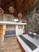 Ropa de cama hipoalergénica, decoración personalizada y wifi gratis 