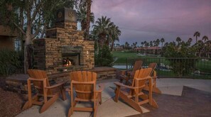 Terrace/patio - MARRIOTT'S DESERT SPRINGS VILLAS II (Palm Desert)
