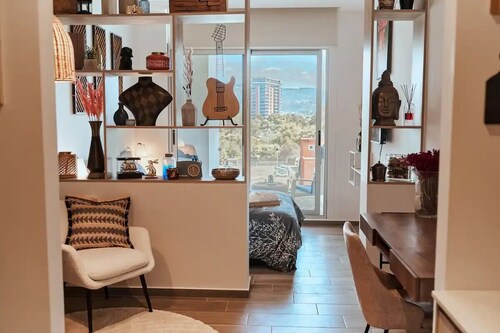 Cozy and Modern Loft With Amazing City views - 7 Minutes from Guatemala Airport