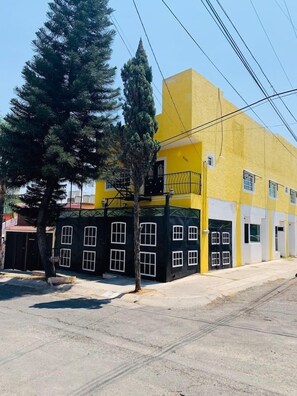 Fachada da propriedade