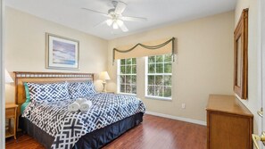 4 chambres, bureau, fer et planche à repasser, Wi-Fi gratuit