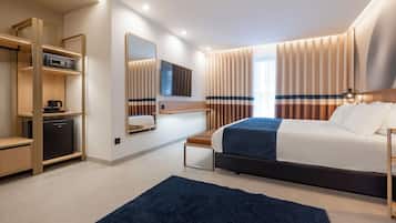 Suite ejecutiva, 1 cama de matrimonio grande, no fumadores, balcón (with Sofabed)