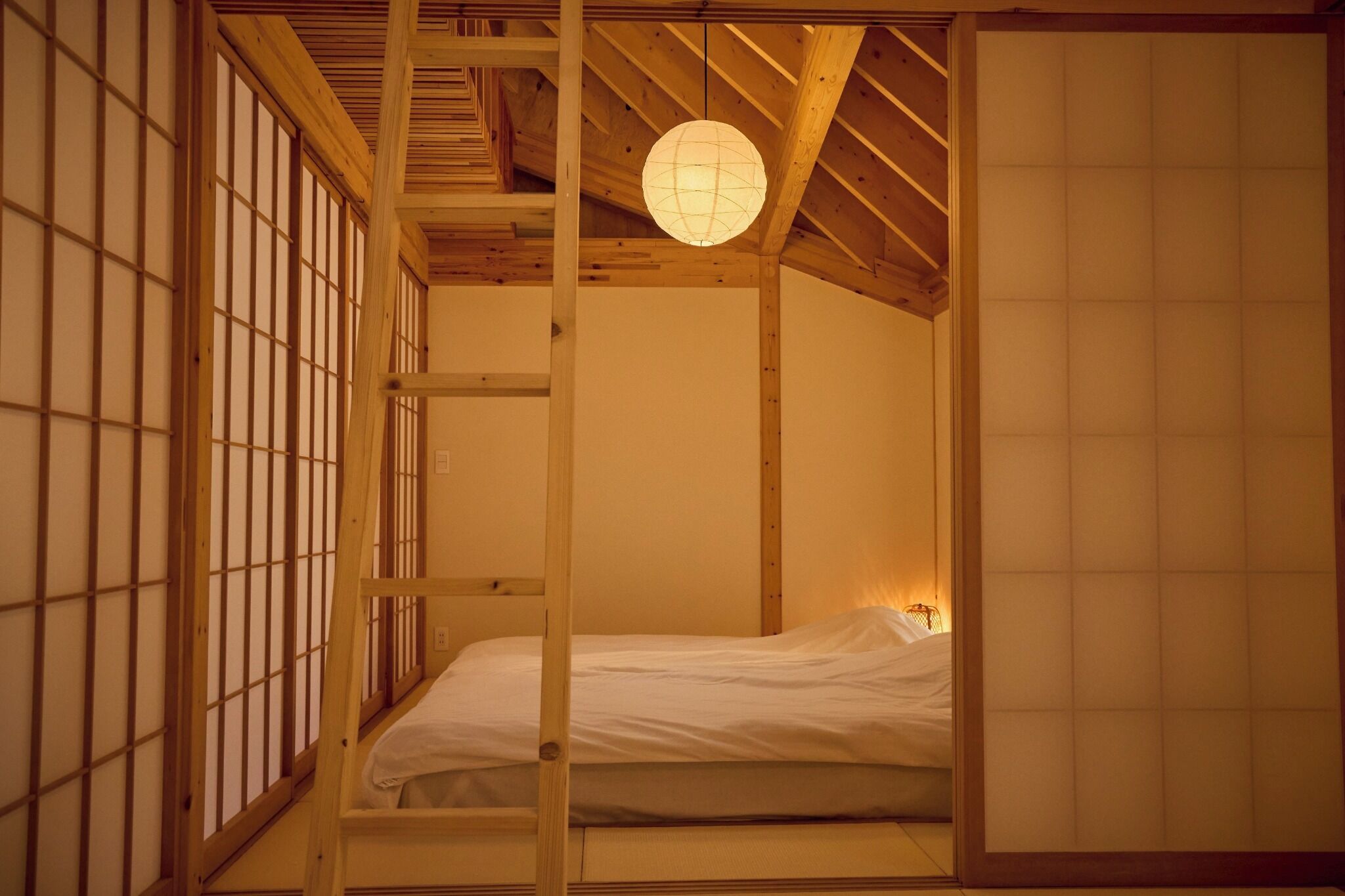 3 bedrooms, desk, free WiFi, bed sheets