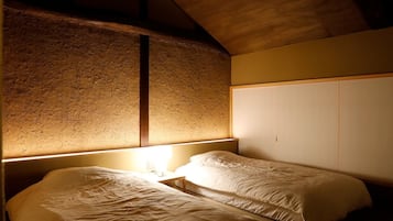 2 bedrooms, desk, free WiFi, bed sheets
