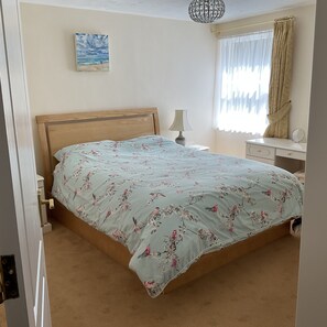 2 Schlafzimmer, kostenloses WLAN, Bettwäsche